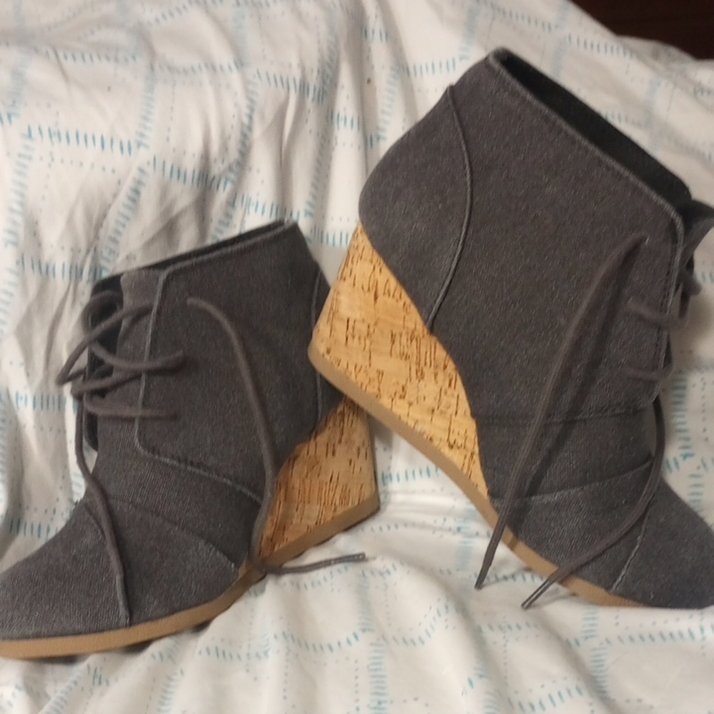 Maurices Charcoal and Tan Wedge Booties